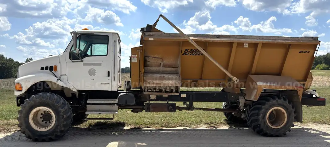 2003 4WD Sterling Acterra with Knight Protwin Slinger Fertilizer Spreader