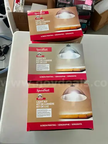 A LOT OF 3 SPEEDBALL DIAZO REFELCTOR LIGHT KITS