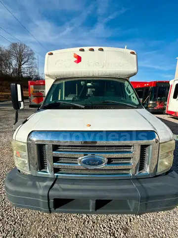 2013 Ford Econoline Cutaway