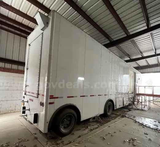 MRI Mobile Unit - Genesis Medical Imaging Inc.