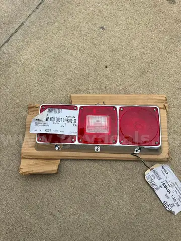 Pierce brake light. 3 light