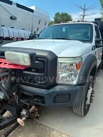 2015 Ford F-550 with plow