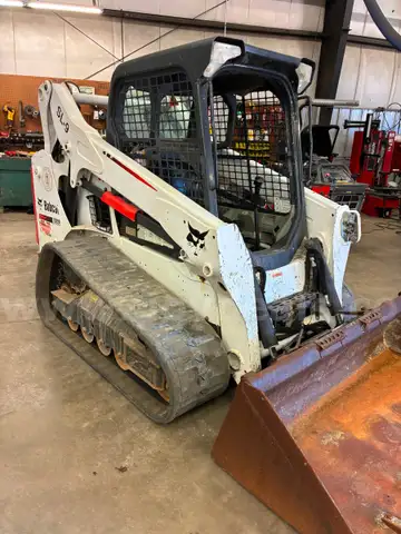 2015 Bobcat T-590 Skidloader