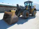 2011 John Deere 624K Loader