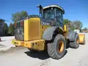 2011 John Deere 624K Loader