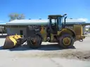 2011 John Deere 624K Loader