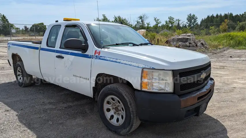 2009 Chevrolet Silverado 1500 Work Truck Ext. Cab 2WD