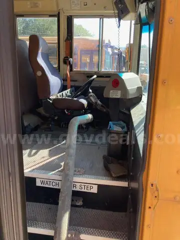 2013 International PB305