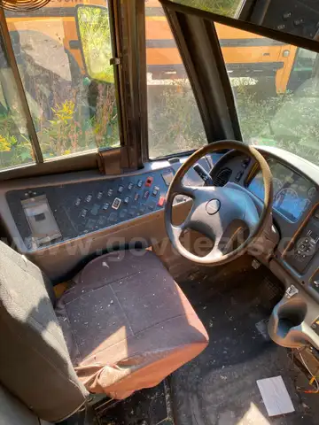 2008 Freightliner B2
