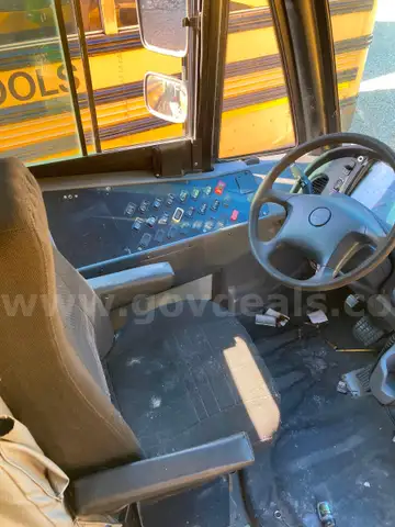 2008 Freightliner B2