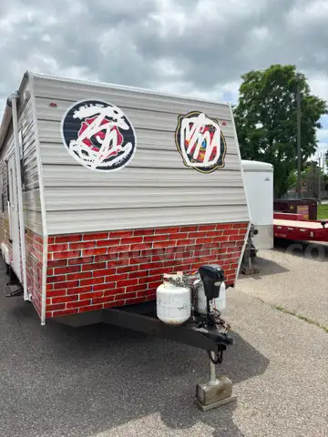 2007 28ft Surrey Fire Safety House Trailer