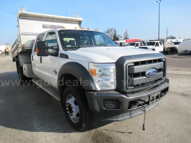 2014 Ford F-450 SD Dump Truck