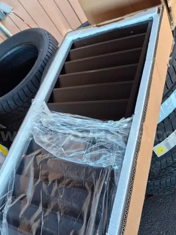 Wall mounted file rack