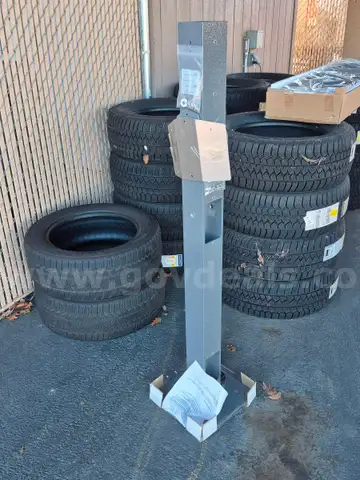 Metal stand for electric car charger