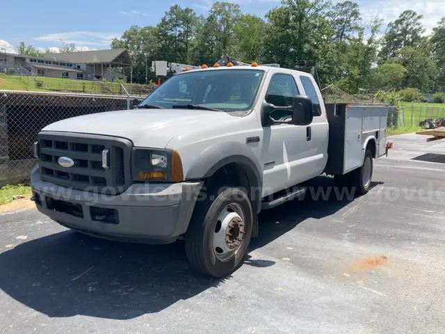 2005 Ford F-550