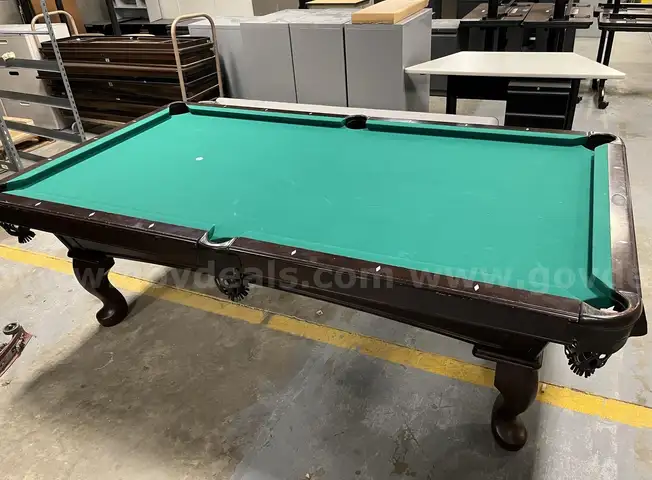 Olhausen 8&#x27; Pool Table