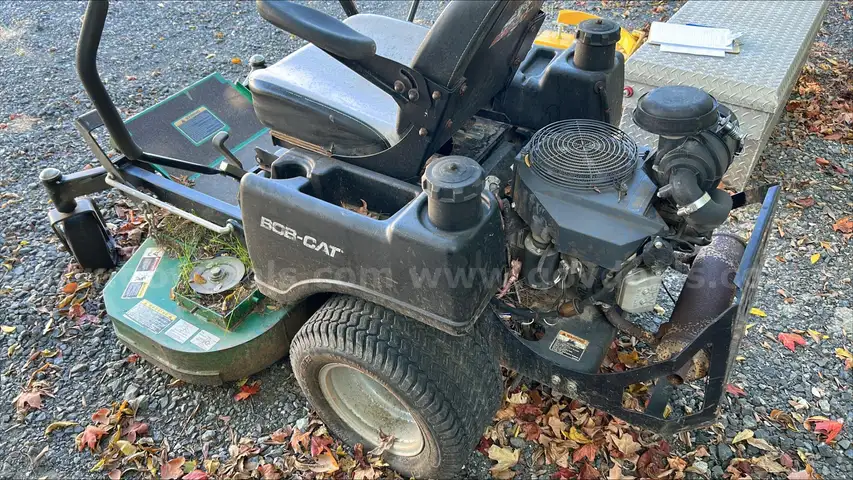 Bobcat (Fastcat Pro) Z mower (lot 2144) .. County