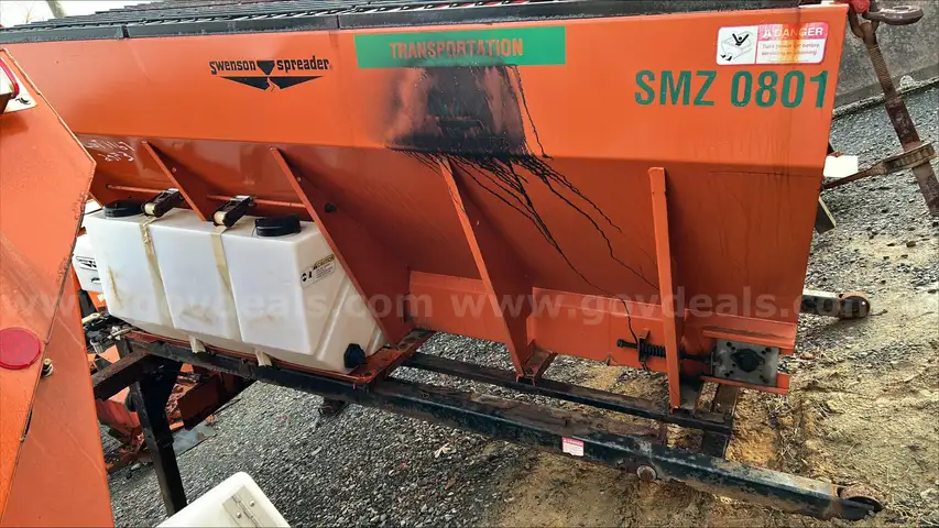 Salt Spreaders (lot 1167)