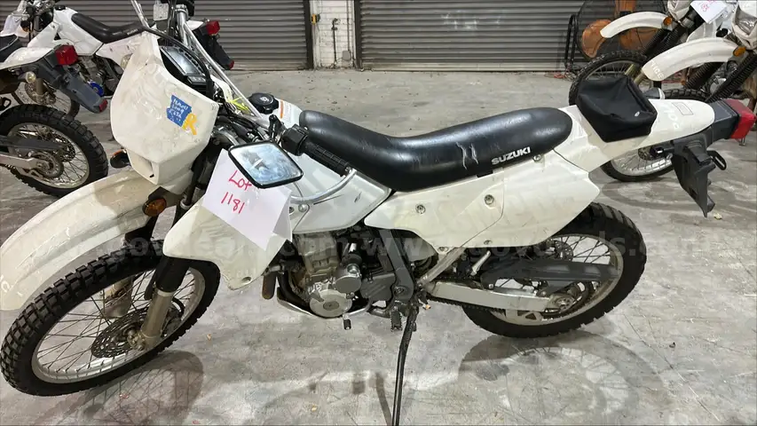 2009 Suzuki DRZ400 Motorcycle   (lot 1181)