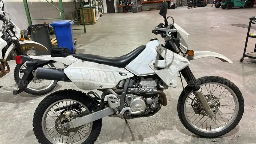 2009 Suzuki DRZ400 Motorcycle   (lot 1182)
