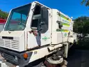 2014 GLOBAL M3 JD 115 HP. SWEEPER