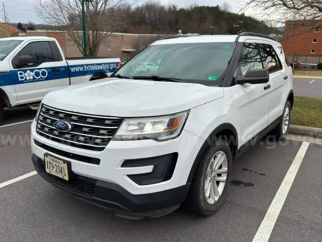 2016 Ford Explorer