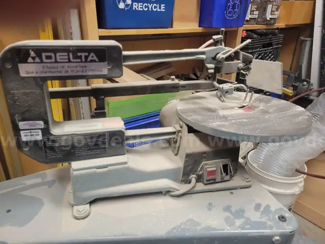 Delta Scroll Saw &#x26; Table