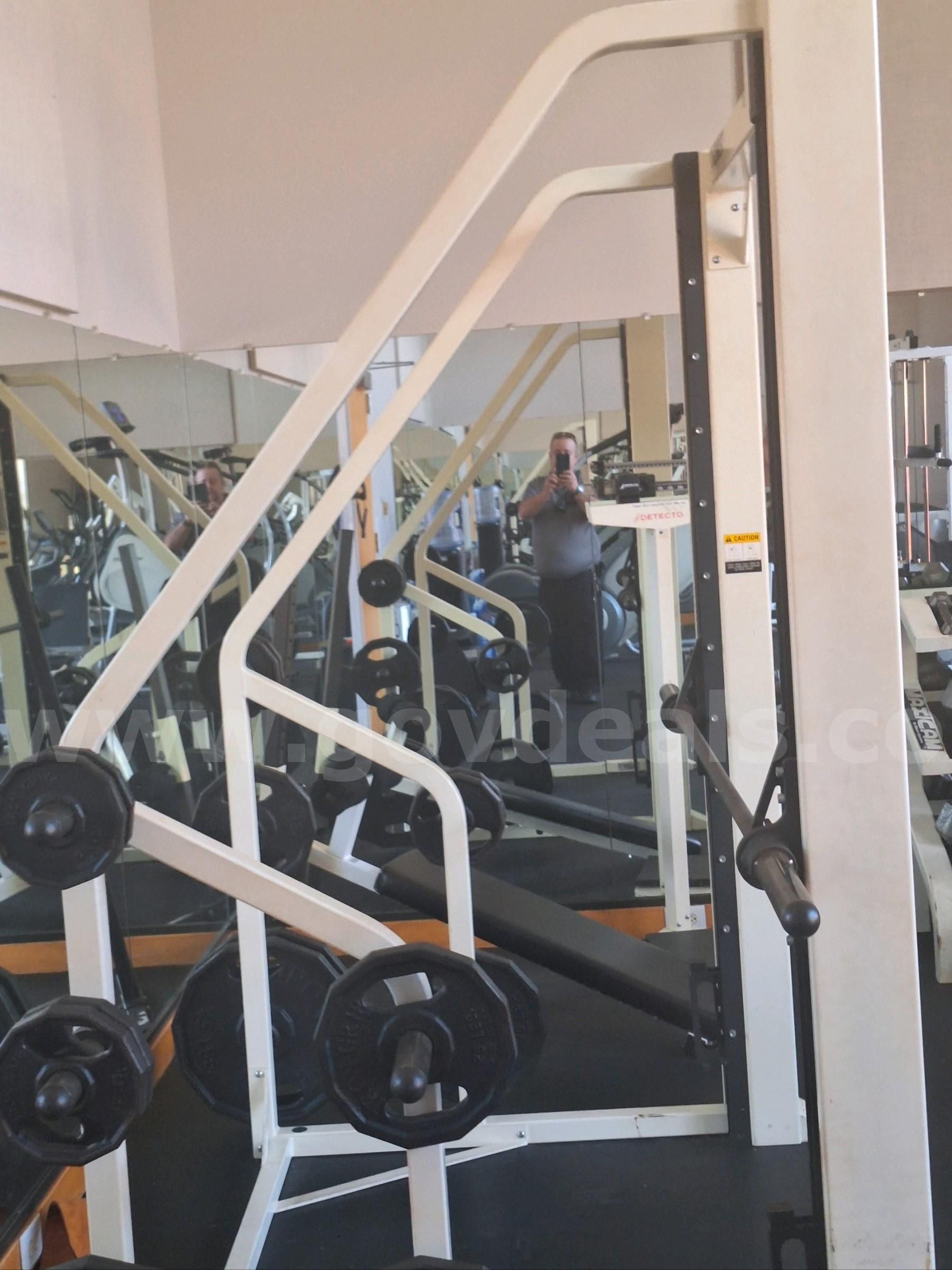 Cybex smith press bar weight hot sale