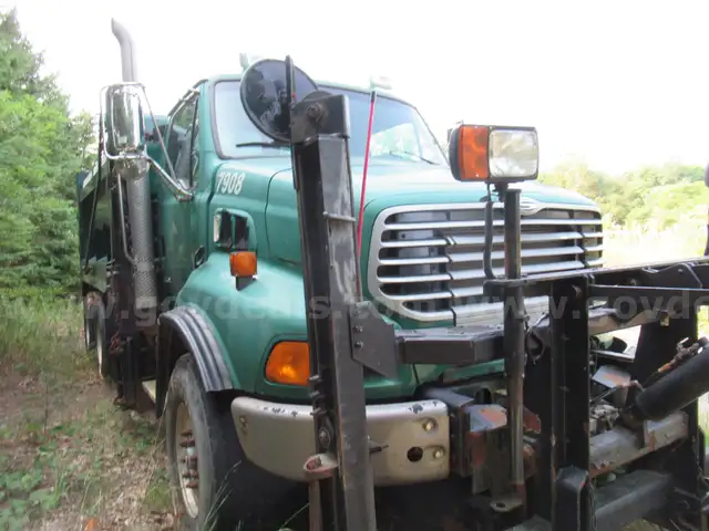 2008 Sterling L9500 Plow Truck
