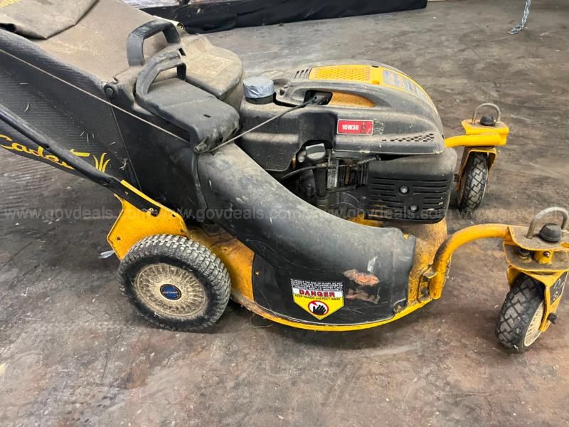 Cub Cadet 173cc OHV Self Propelled Mower with Bagger GovDeals