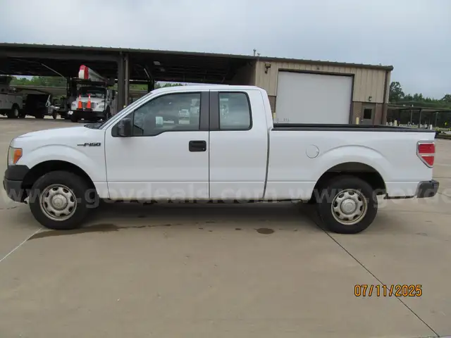 2010 Ford F-150 XL SuperCab 6.5-ft. Bed 2WD