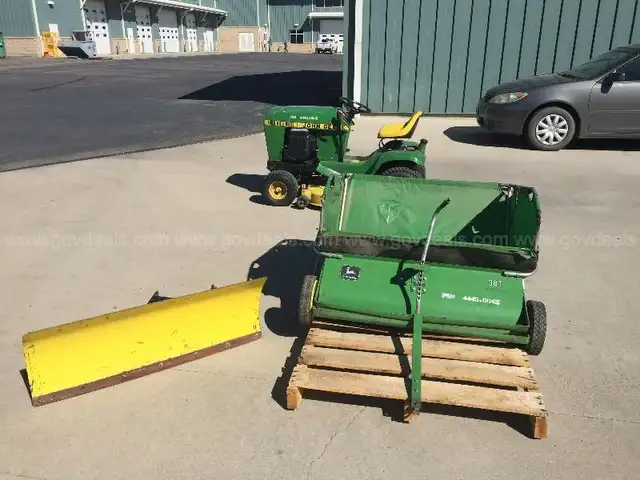 John deere 116 discount mower