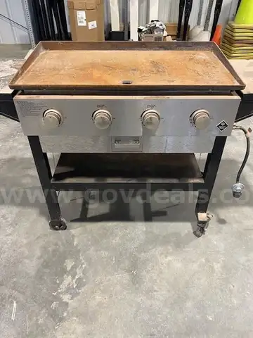 Members Mark 4 Burner Flat Top Gas Griddle