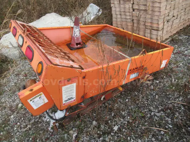 Kanlan Kubota RTV Spreader