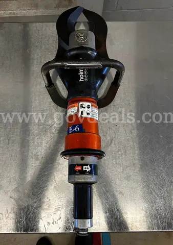 Holmatro Hydraulic Cutter