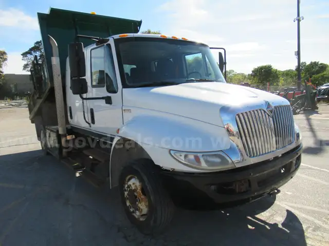 2014 International 4300 Dump Truck