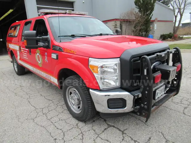 2016 Ford F-250 SD XL Crew Cab 2WD
