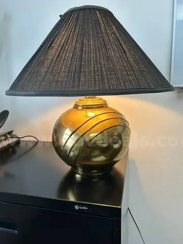 One Table Lamp