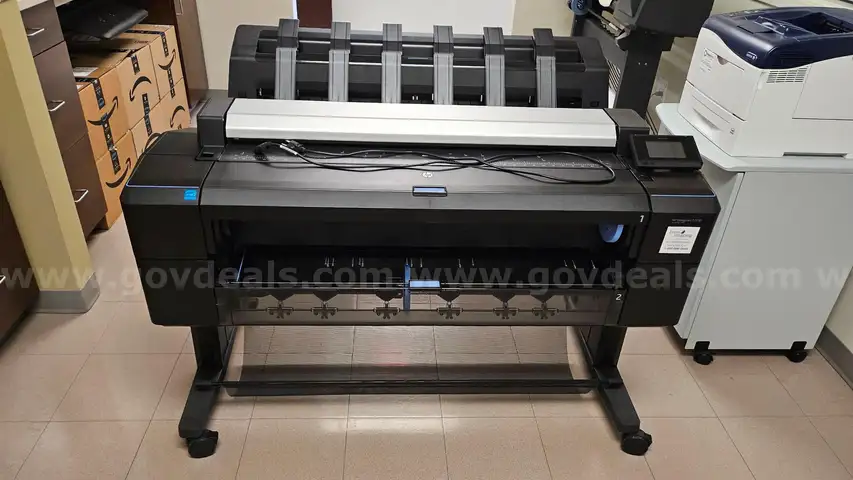 Hewlett Packard DesignJet T2530 wide format scanner/printer