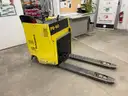 DEW Electric pallet truck
