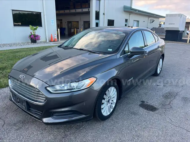 2016 Ford Fusion Hybrid