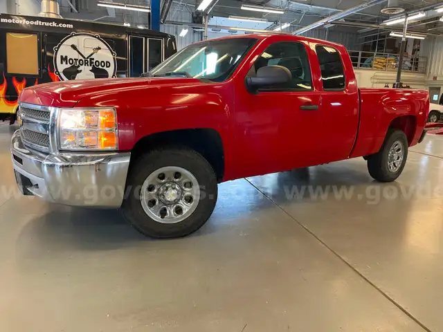 2013 Chevrolet Silverado 1500 LT Ext. Cab 4WD (383)