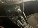 2017 Ford Focus SE (018)