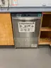 UNDERCOUNTER DISHWASHER