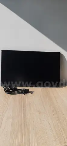 USED - Lot of 3x Monitors