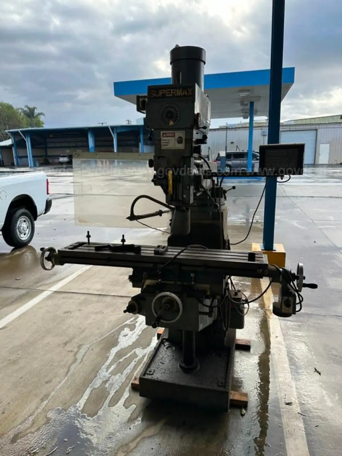 Supermax YCM16VS Milling machine AllSurplus