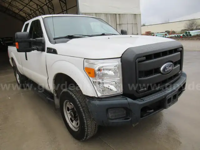 2016 Ford F-250 SD XL SuperCab 4WD