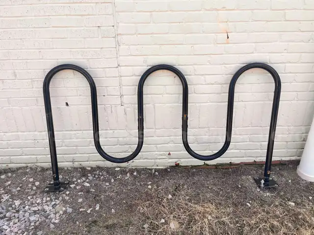 NEW 5 -loop Wave  Bike Rack