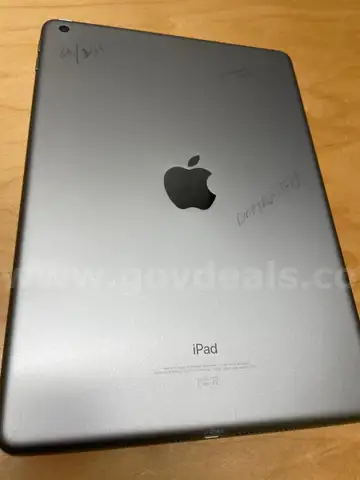 Apple 6th Gen iPad  32GB