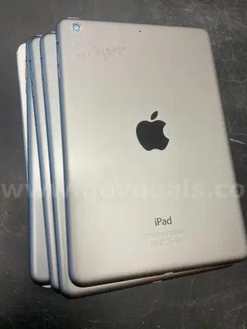 Lot of 5 iPad Mini 2's 16GB